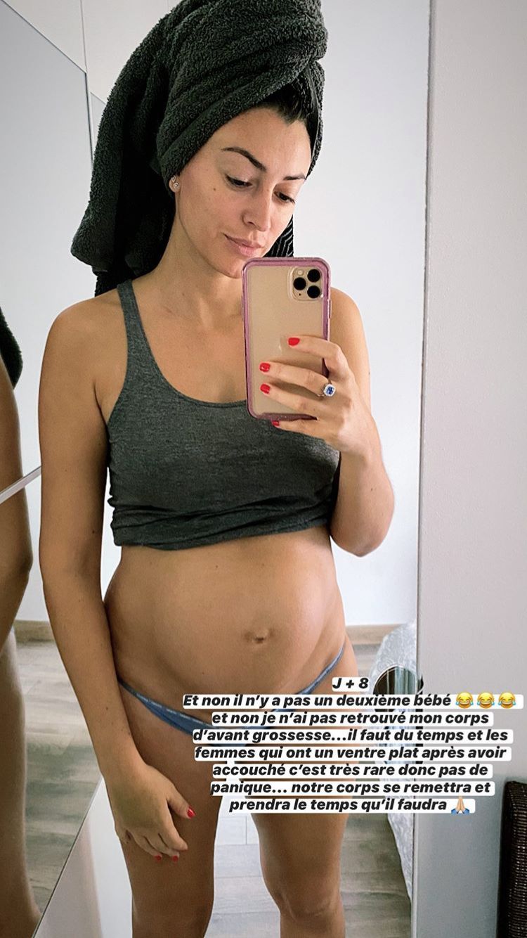 Rachel Legrain-Trapani dévoile son ventre une semaine après son accouchement photo
