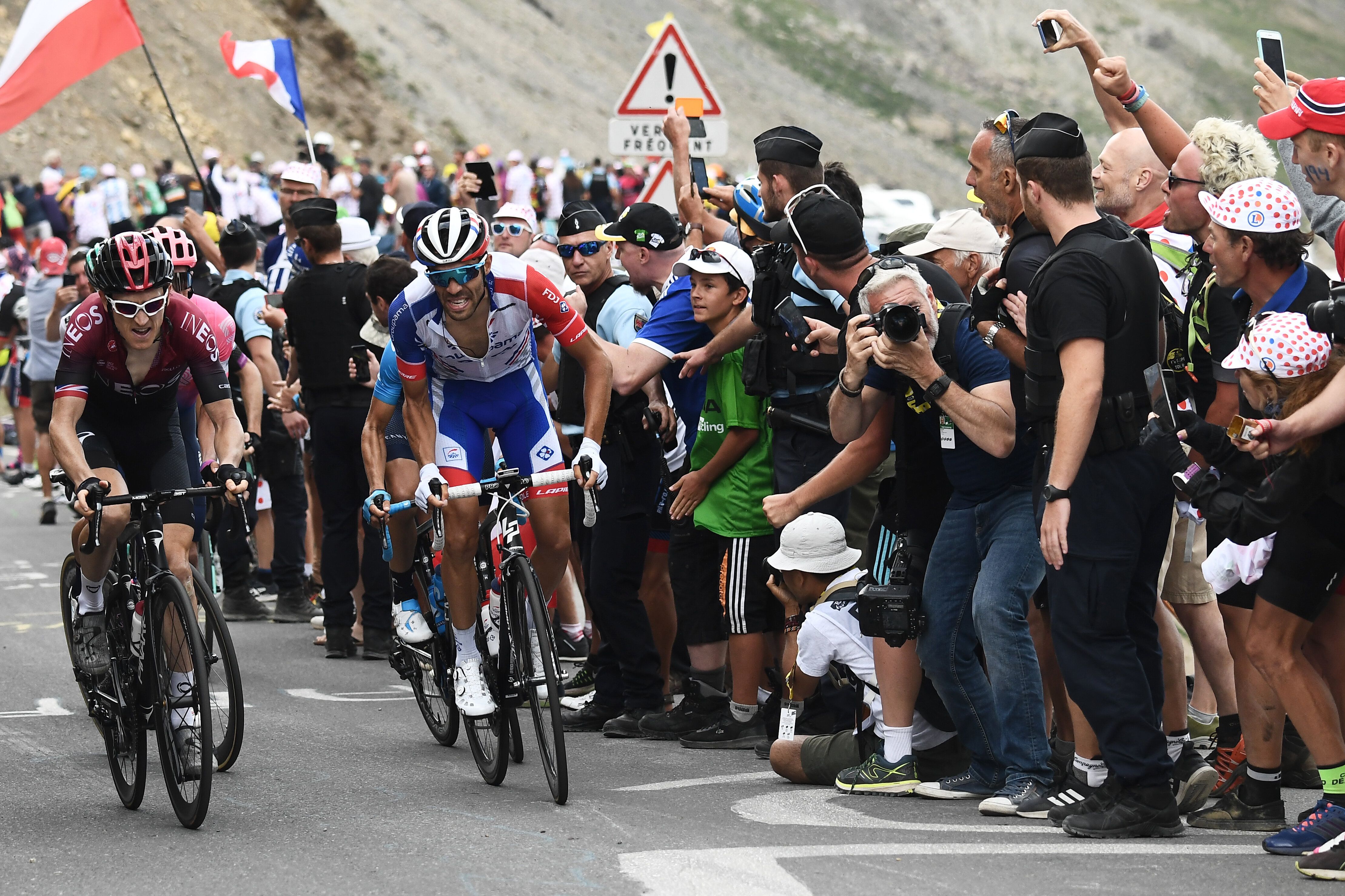 Lors de la 18e étape du Tour de France 2019, le 25 juillet, dans la montée du col du