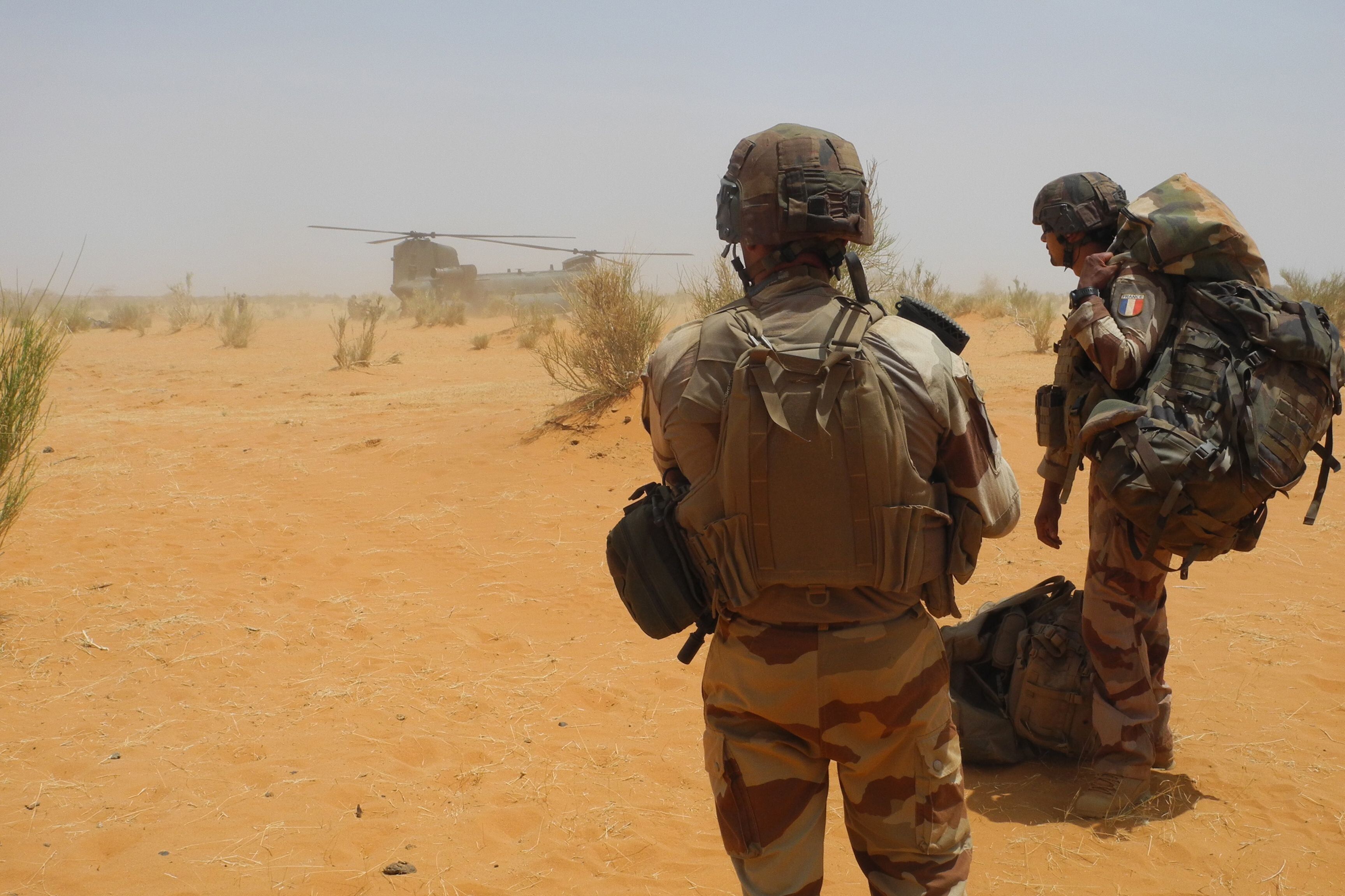 Dans le nord du Mali, des groupes jihadistes vont encore vaciller le pouvoir en place, rendant nécessaire...