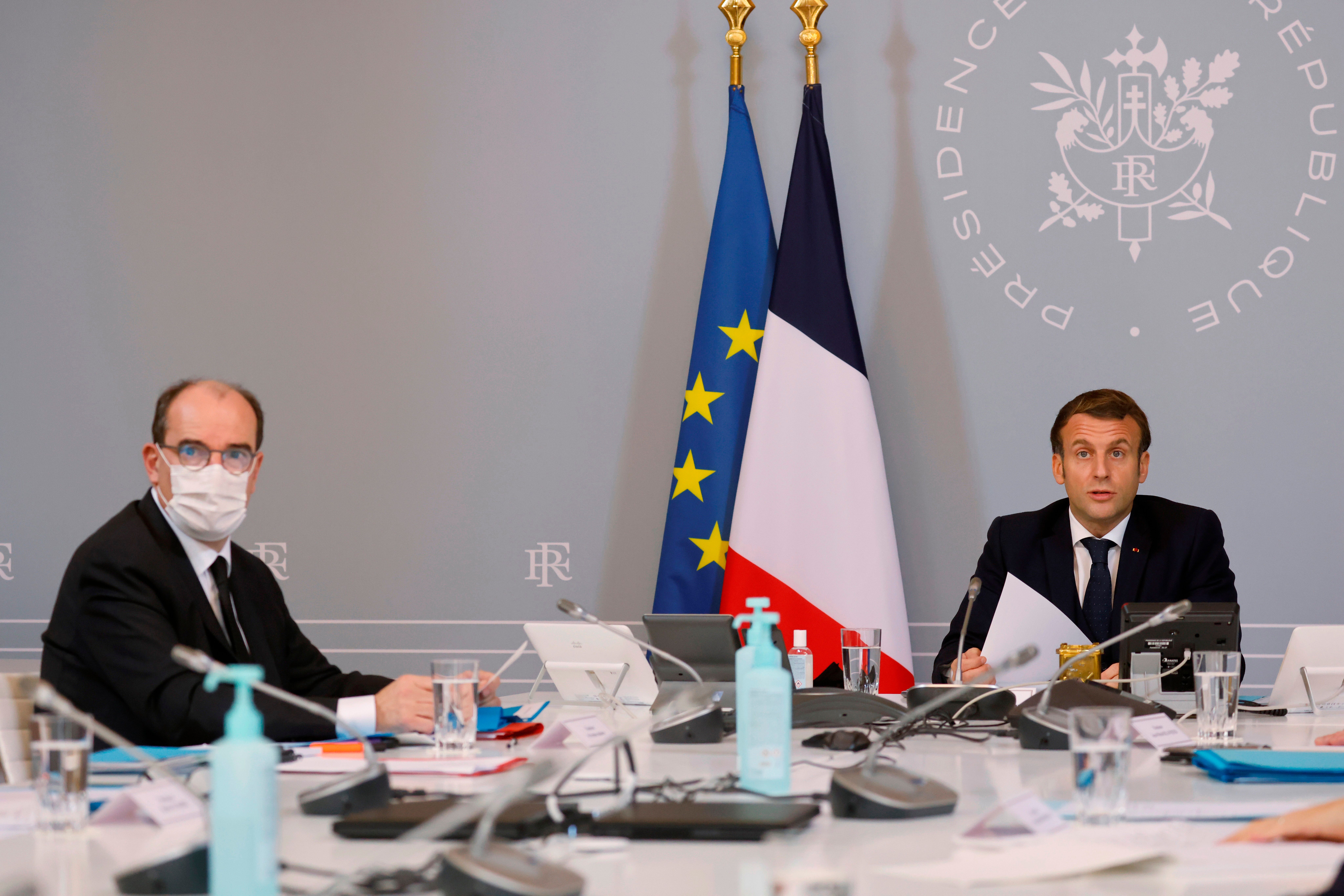 Jean Castex et Emmanuel Macron, le 17 novembre 2020 à l'Elysée. (LUDOVIC
