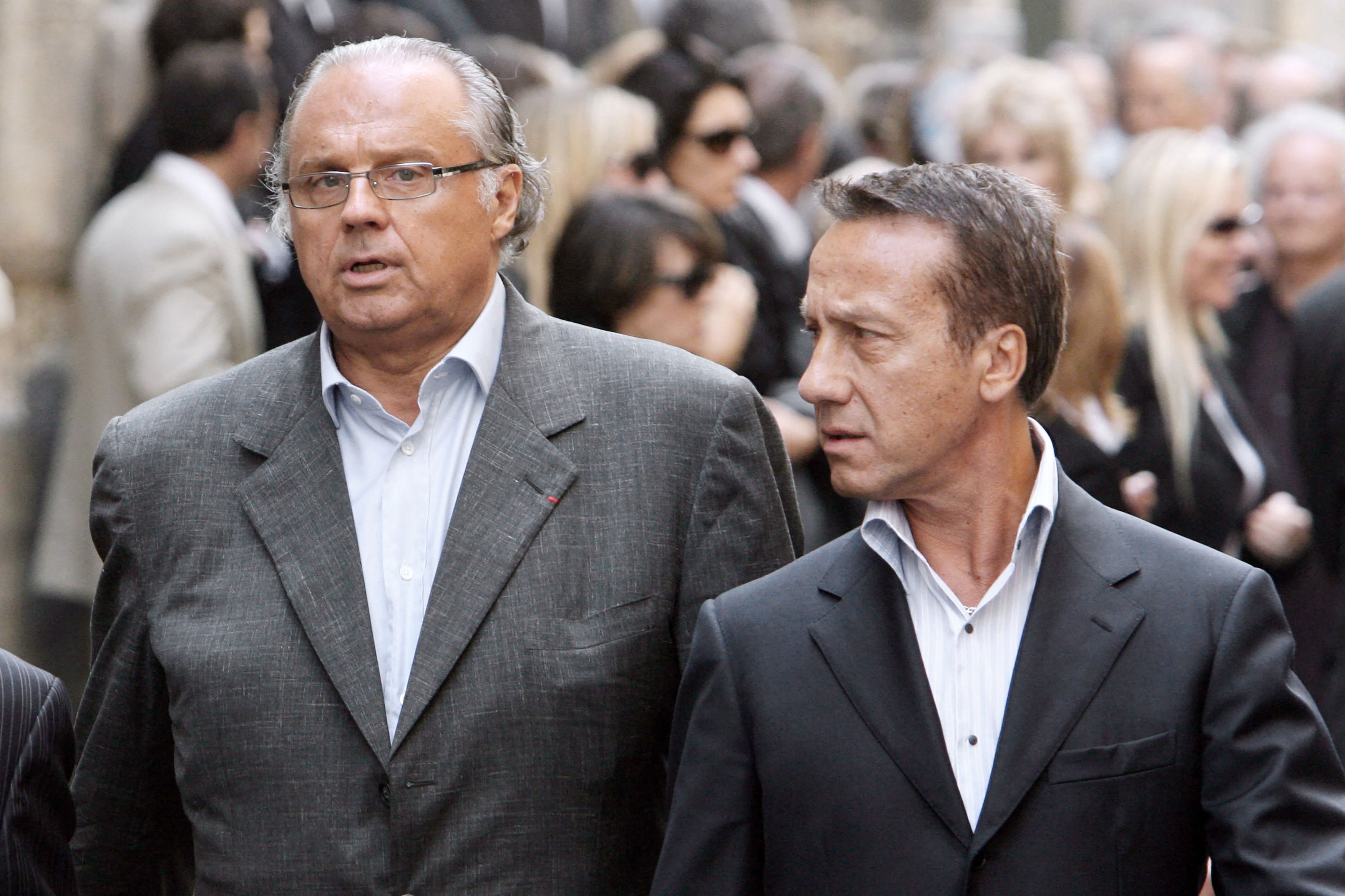 Gérard Louvin (à gauche) et Daniel Moyne (ici photographiés en 2007) accusent un neveu, Olivier A., d'avoir...