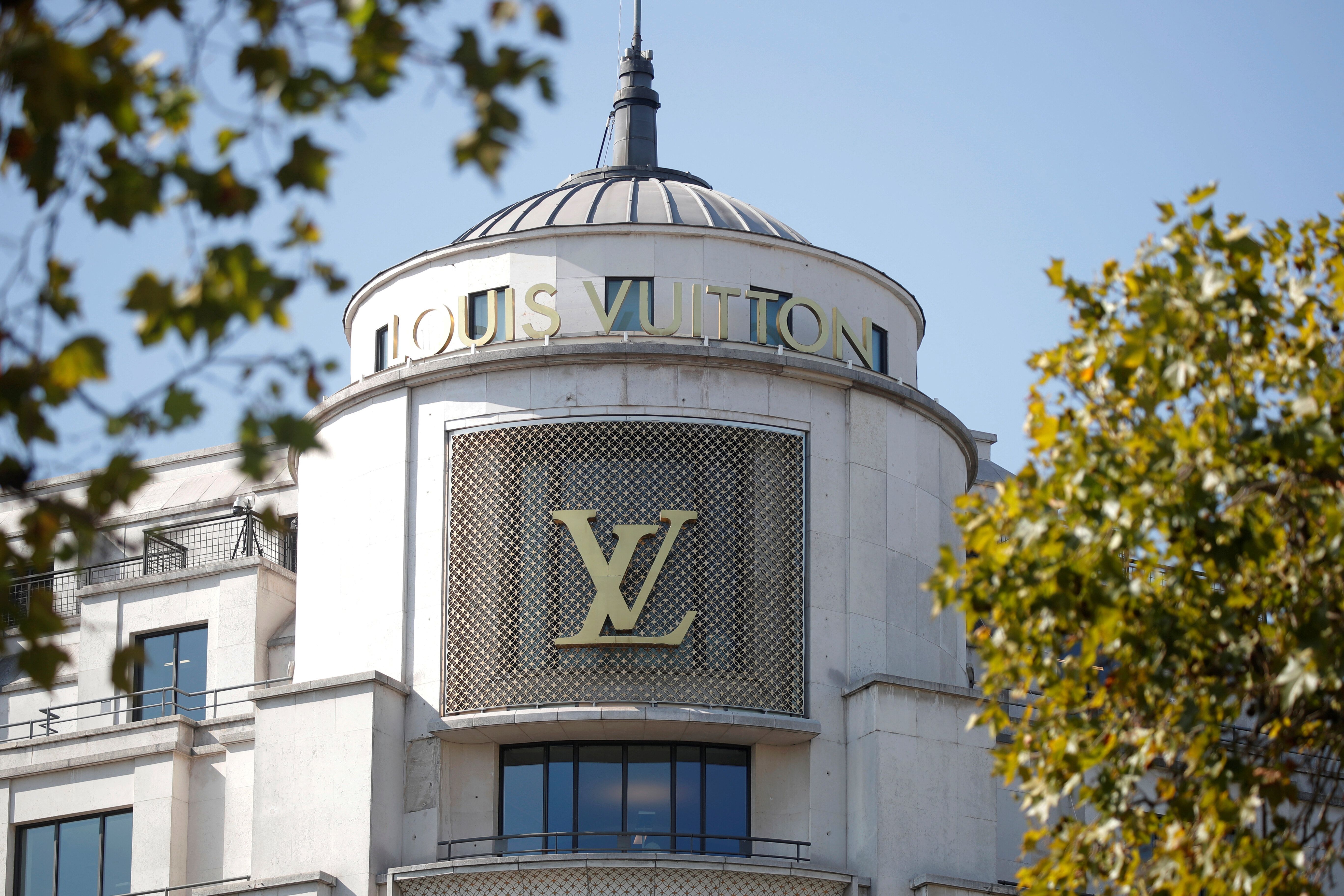 La ville de Vendôme vend son nom à Vuitton pour 10.000 euros (photo du 18 septembre 2020,...