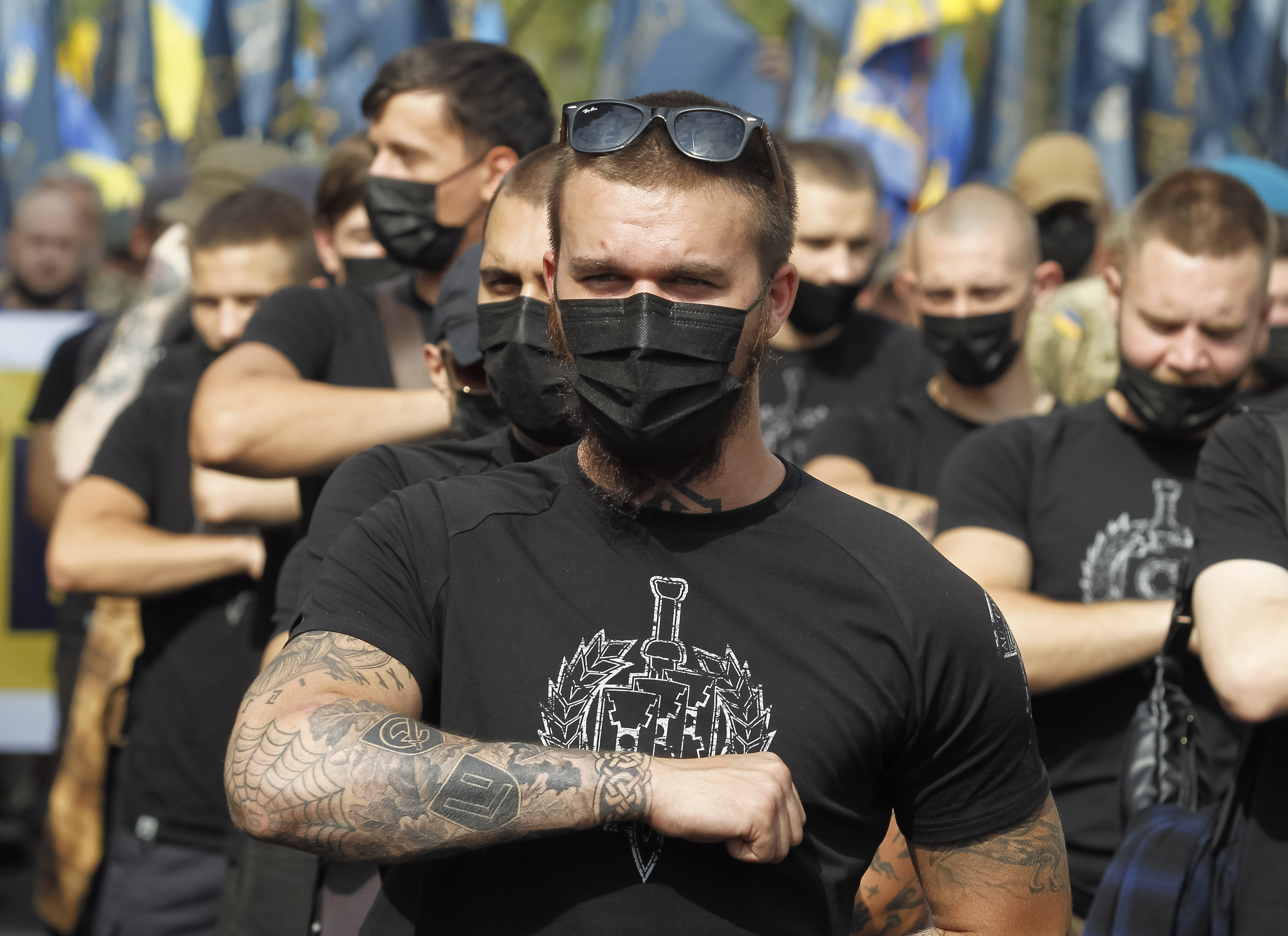 Des militants d’extrême droite lors d’une marche pour les vétérans à Kiev, en août de l’année dernière. Photo : Pavlo Gonchar/Sopa Images/Lightrocket via Getty Images