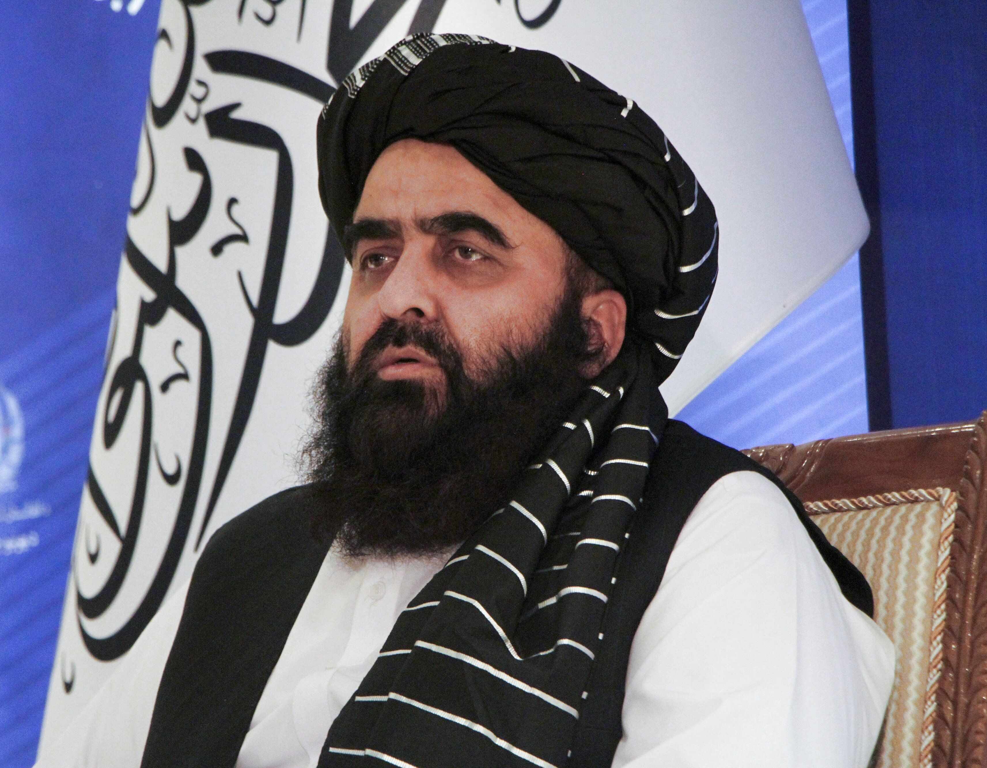 Le ministre des Affaires étrangères du gouvernement nommé par les talibans Amir...