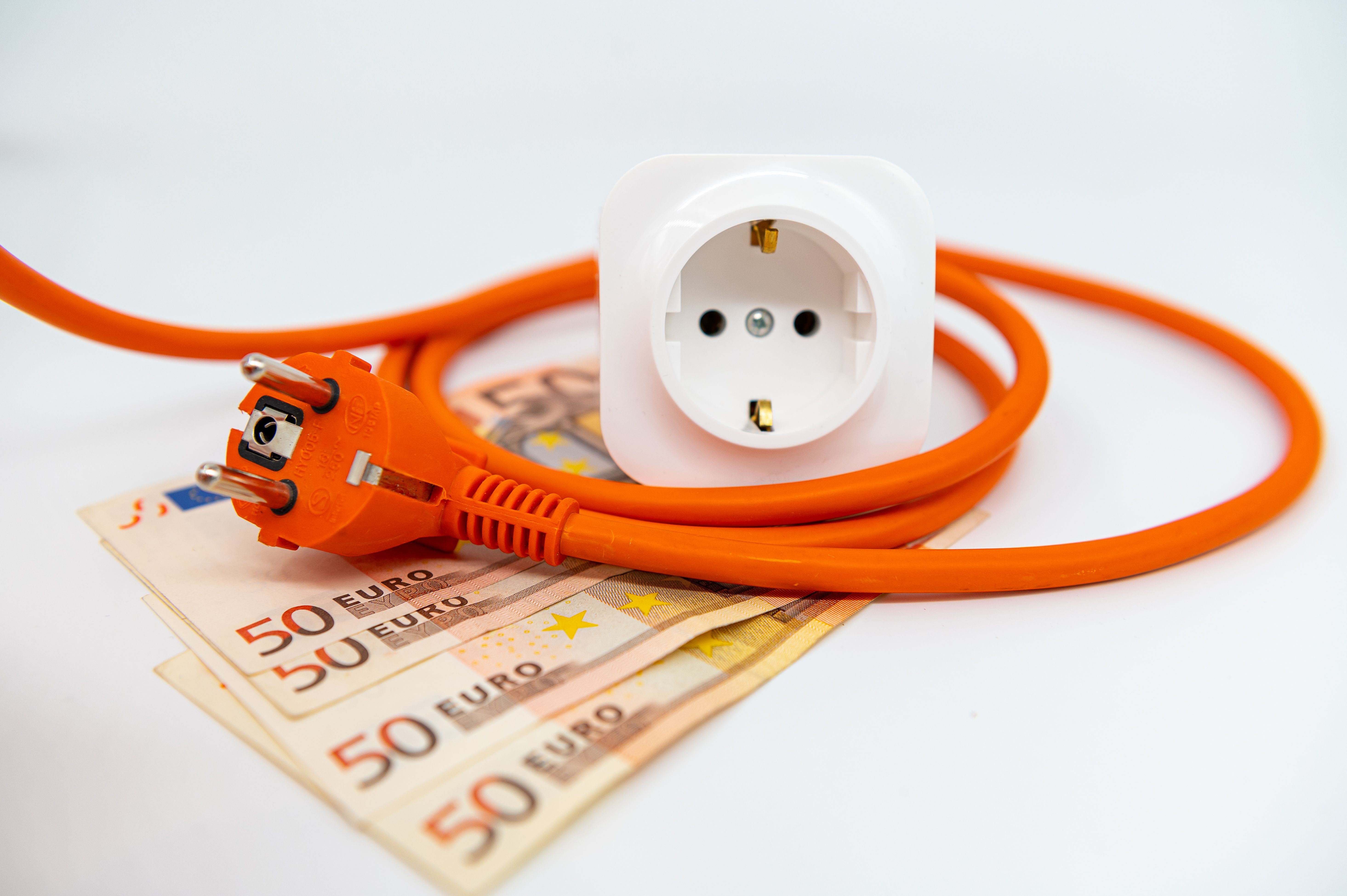 EDF a annoncé mettre un terme à une mesure controversée: la coupure d'électricité en cas d'impayés (photo