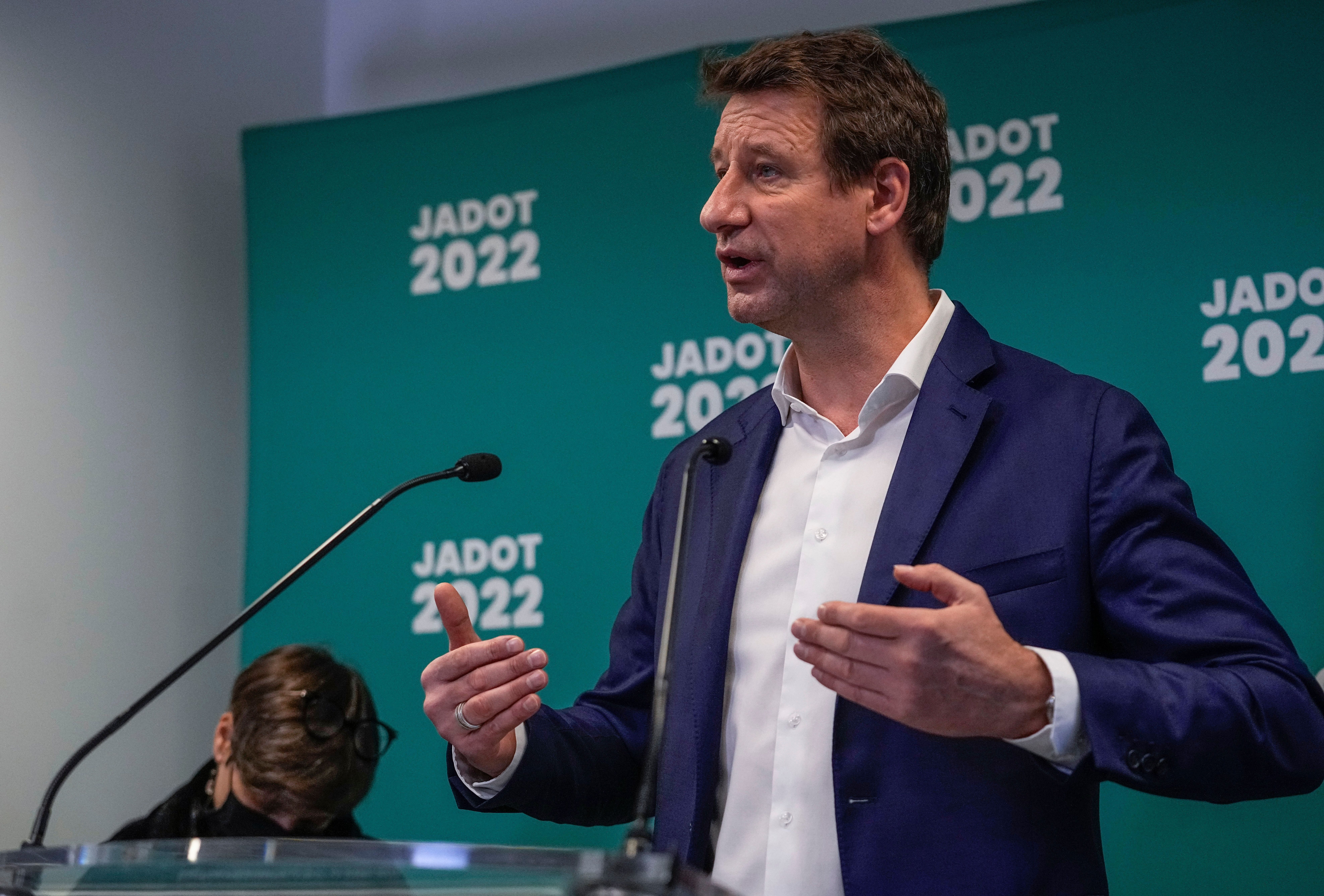 Yannick Jadot, candidat à la présidentielle, en décembre 2021. (AP Photo/Michel