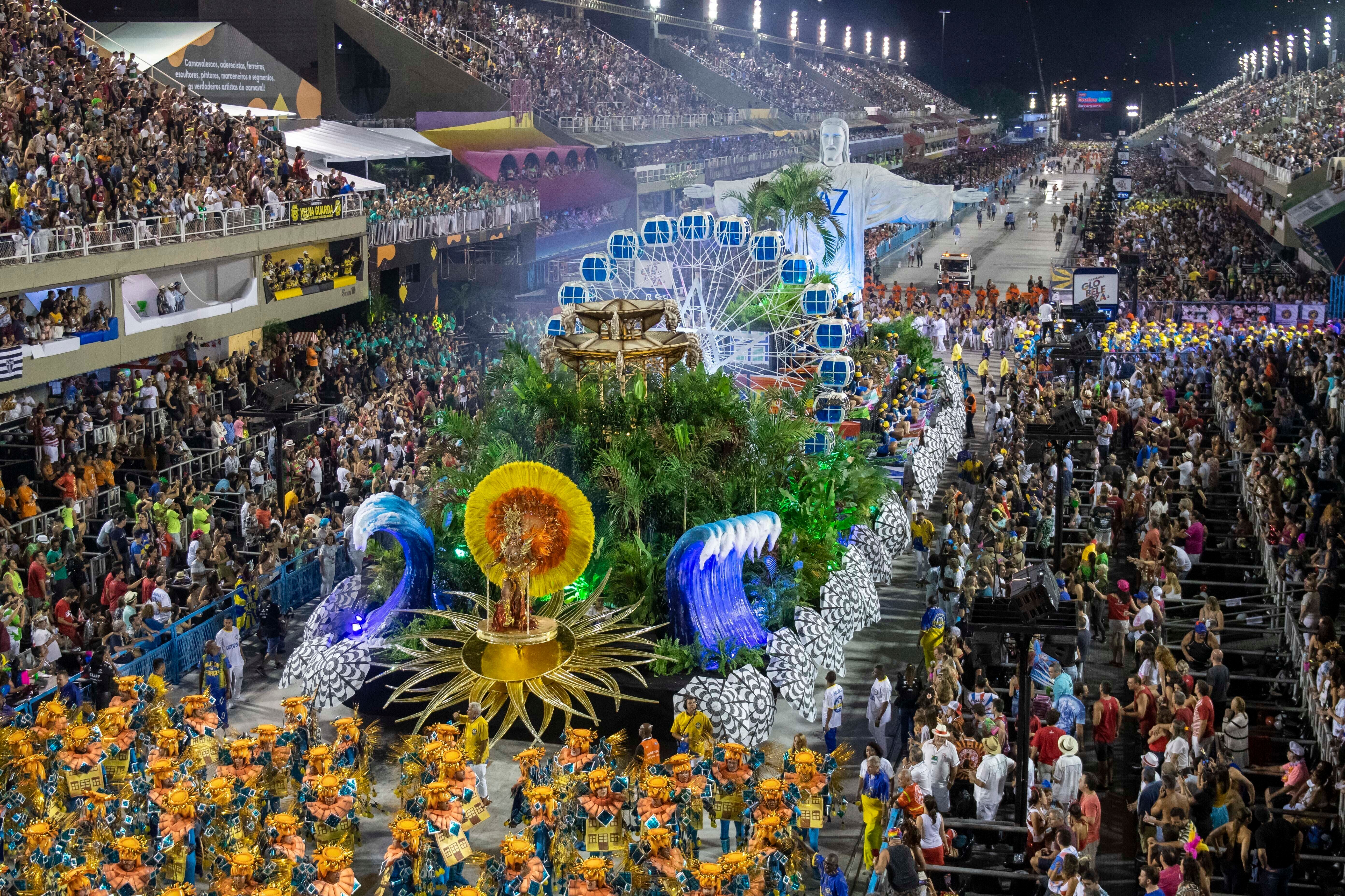 Annulé en 2021, le carnaval de Rio de 2022 est finalement reporté à cause d'Omicron...