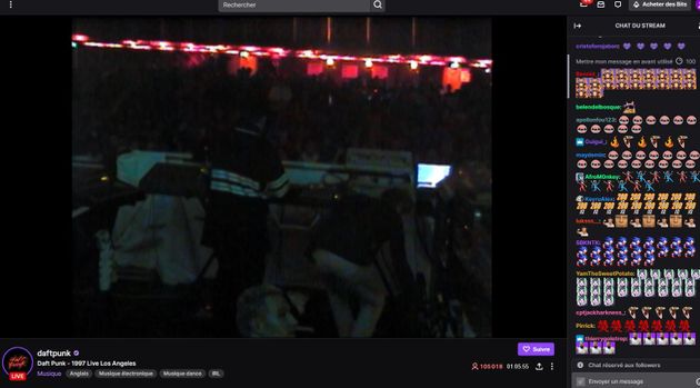 Une capture d'écran Twitch du concert de Daft Punk en 1997 à Los