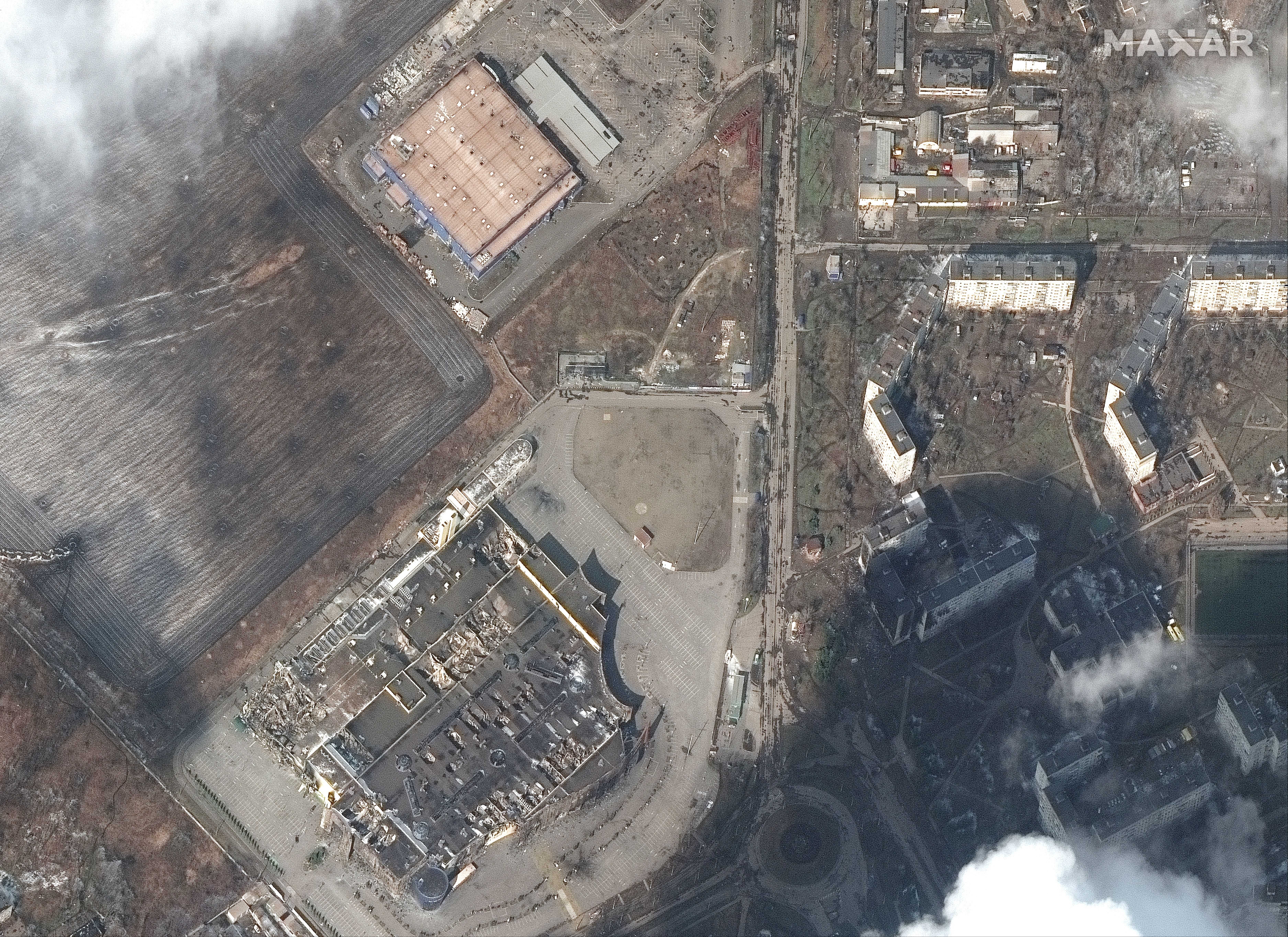 Les images satellites de Marioupol, dévastée par les bombardements, prise par le satellite...
