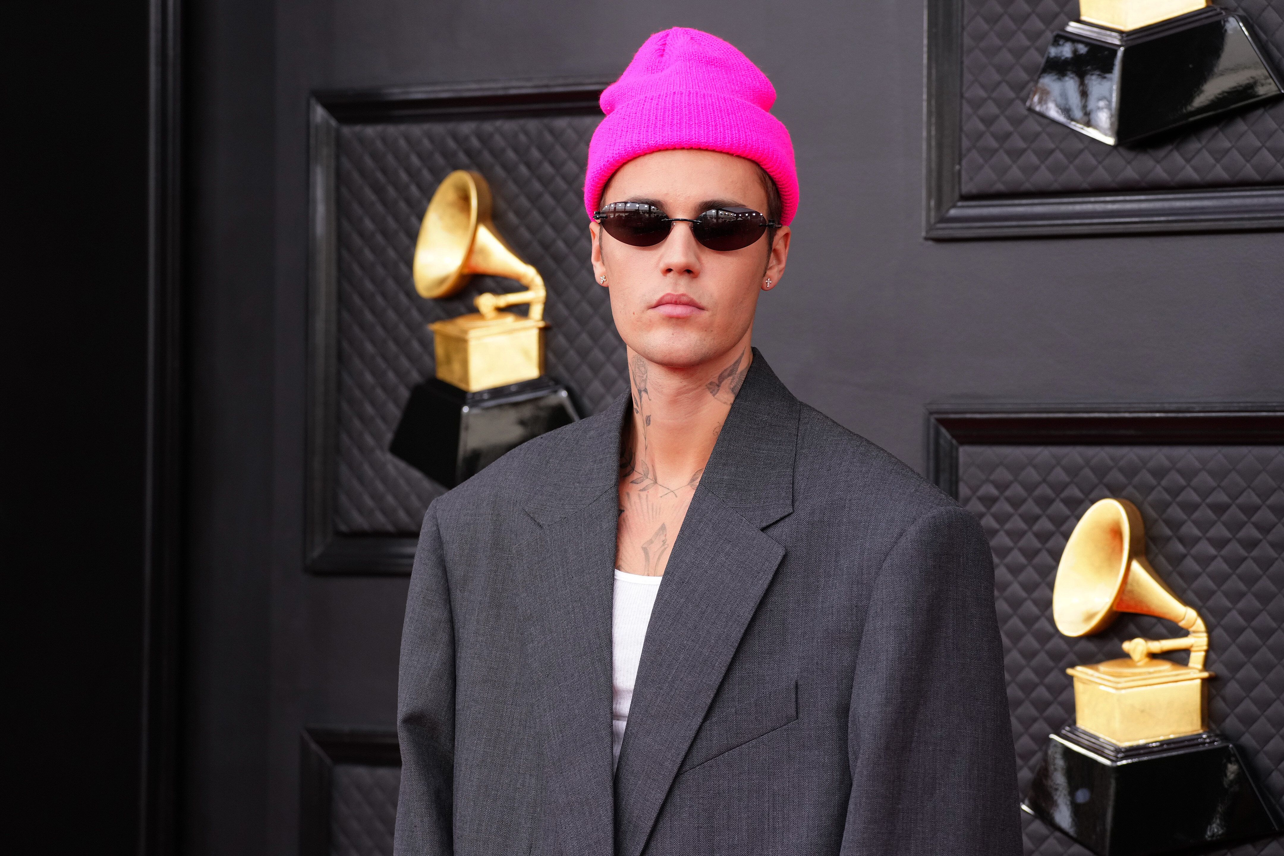 Justin Bieber, ici sur le tapis rouge des Grammy Awards, dimanche 3