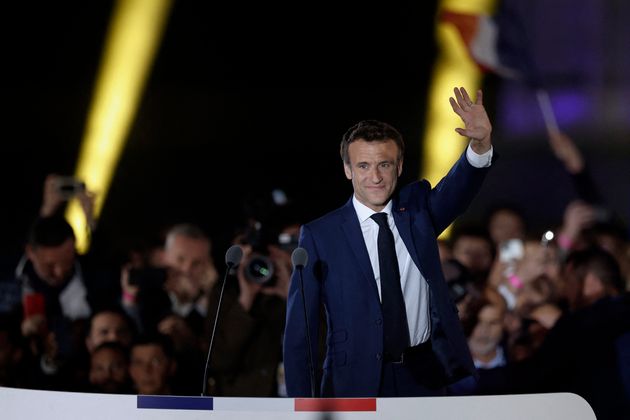 Emmanuel Macron au Champ de Mars le 24 avril 2022, juste après sa