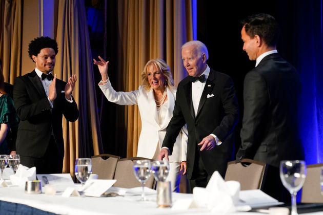 Le couple Biden arrivant au dîner des correspondants de presse à Washington, le 30