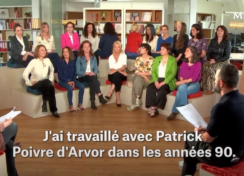 Les 20 femmes qui ont témoigné contre Patrick Poivre d'Arvor réunies sur le plateau...