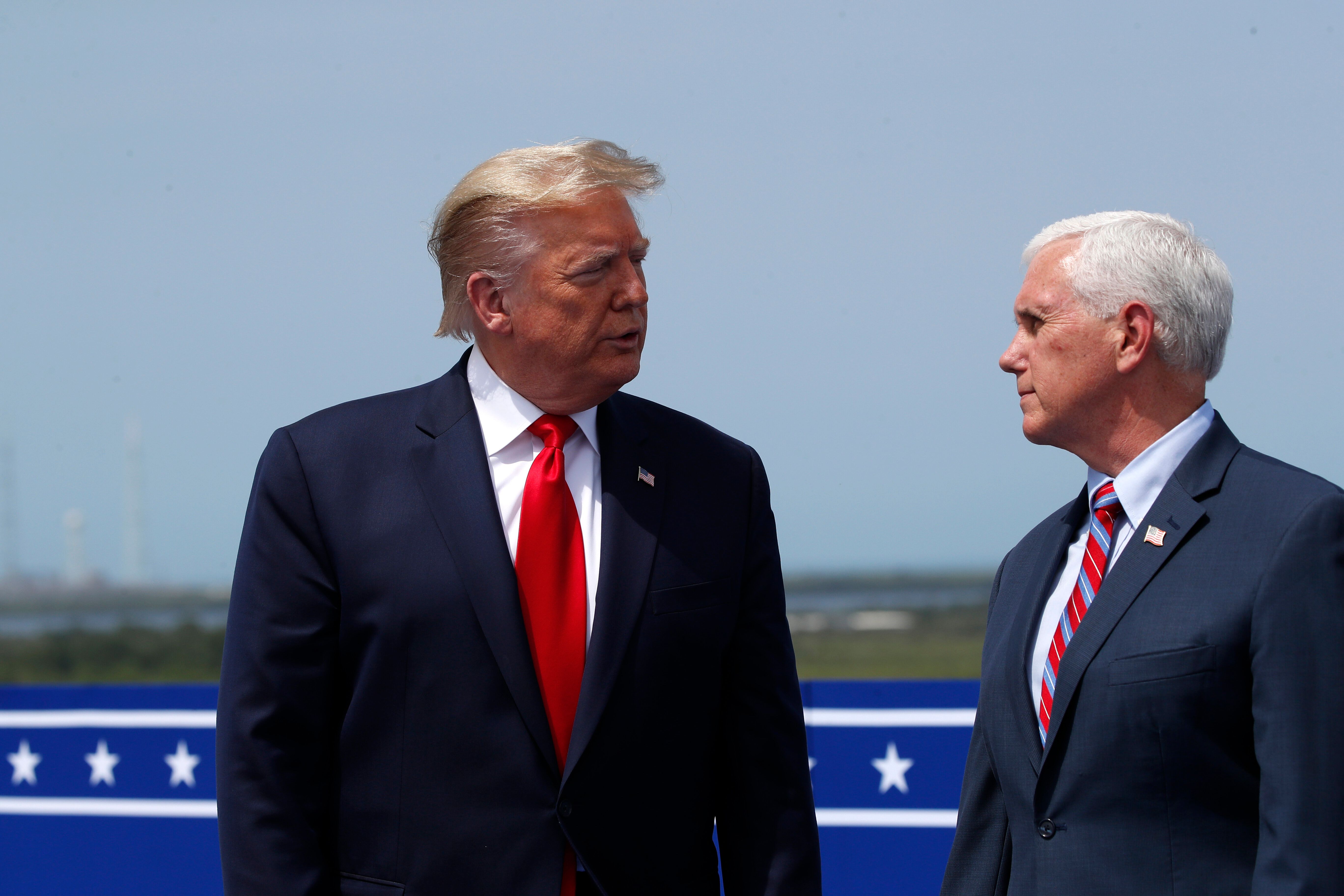 Donald Trump et Mike Pence au Kennedy Space Center, de Cape Canaveral le 30 mai 2020  (AP Photo/Alex
