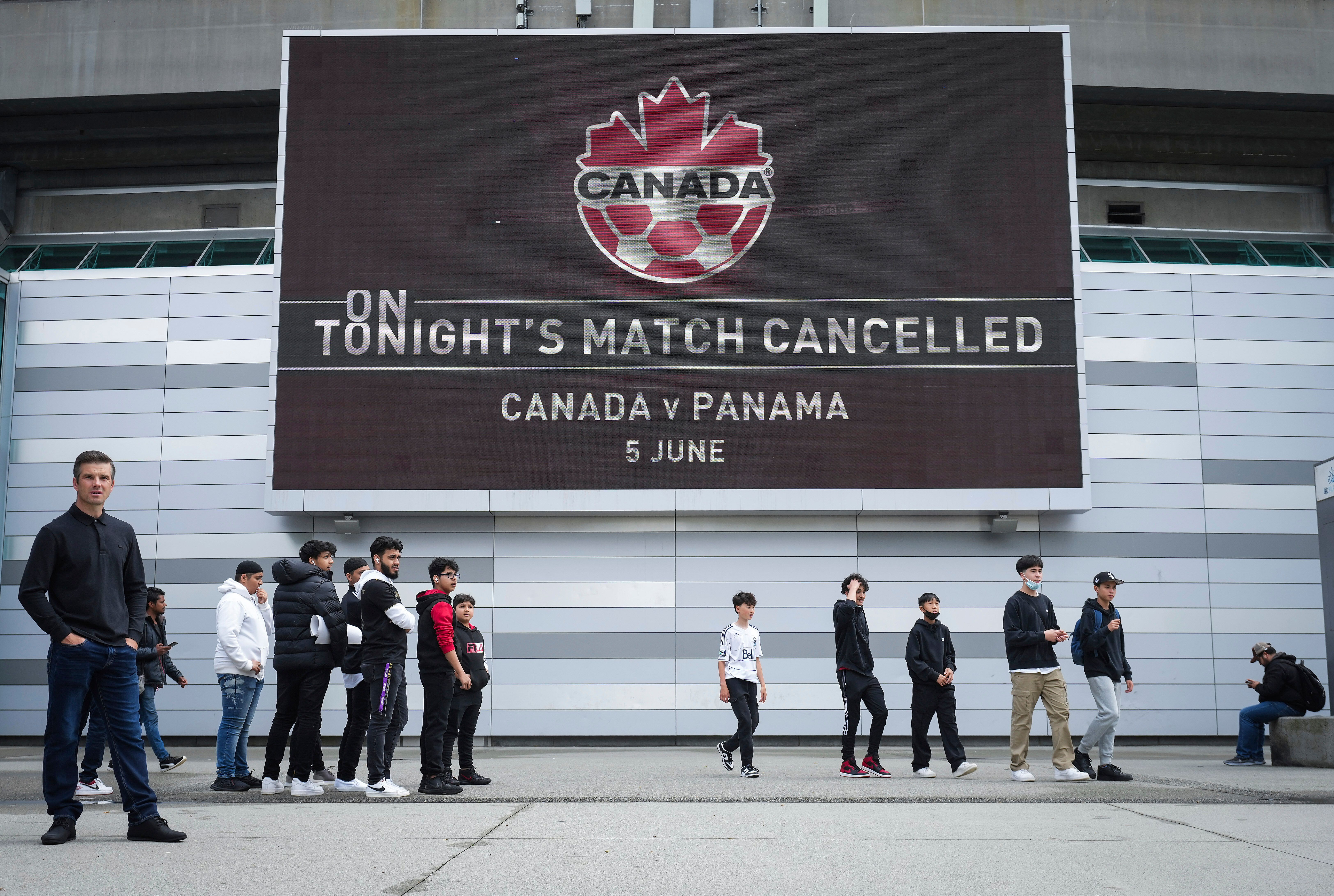 Au BC Place Stadium de Vancouver, sur la côte ouest du Canada, les supporters ont eu beau se déplacer,...