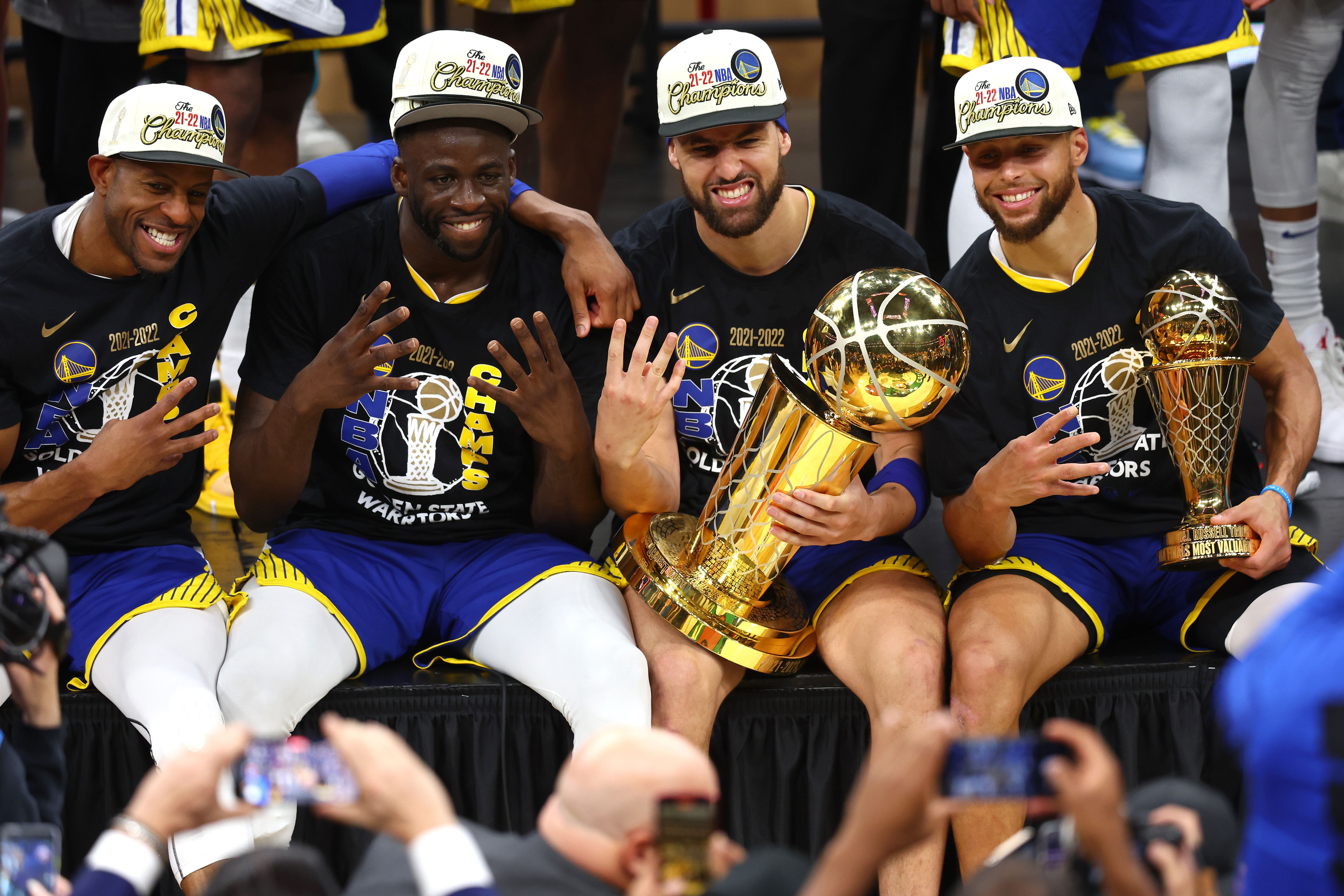 Sur le parquet de Boston, les Golden State Warriors ont été sacrés champions NBA 2022. Pour Andre Iguodala,...