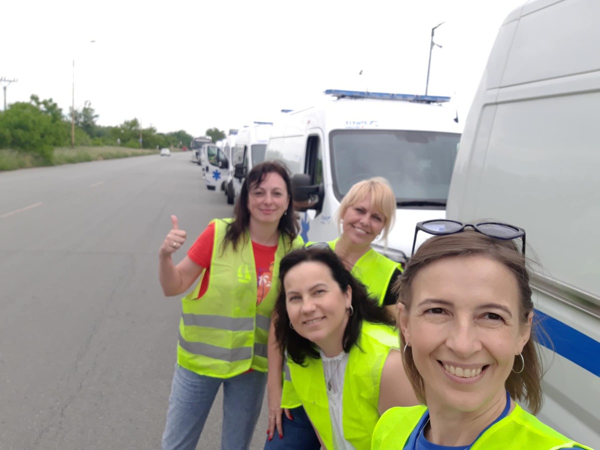 Des membres du Comité d'aide médicale à la frontière entre la Slovaquie et l'Ukraine, 3 juin 2022 - D.R.
