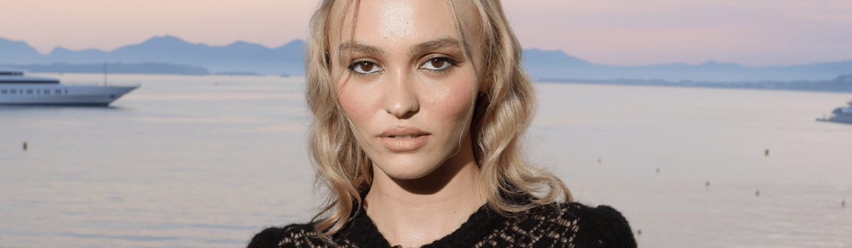 Lily-Rose Depp explique pourquoi elle fait tout ce qu'elle peut pour "protéger un sentiment d'anonymat"