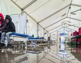 Inondations à Gaza : tentes et hôpital submergés en pleine crise humanitaire