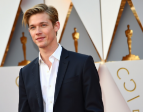 Joe Alwyn tourne la page après rupture avec Taylor Swift