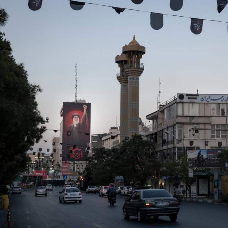 De Téhéran à Mashhad, un Iran défiante et épuisé
